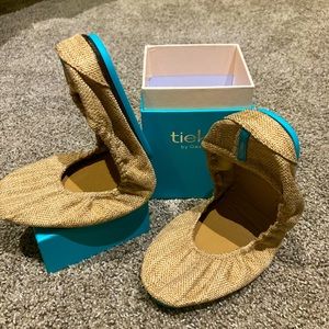 Tieks Natural Canvas Flats, Size 10